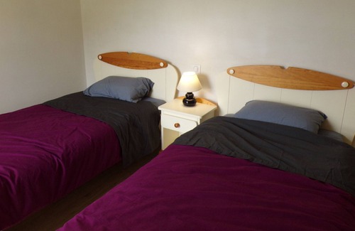 Mur-de-Bretagne House | rental cottage near Lake Guerledan Brittany