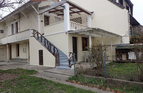 Bry-sur-Marne Apartment | Rental for 4/5 people, Near PARIS by RER A, Bord de Marne.