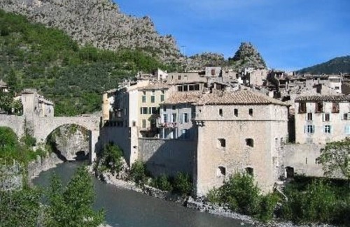 Val-de-Chalvagne Condo | Rental in residence (former sheepfold) with swimming pool and tennis