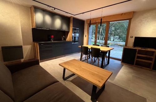 Rochesson House | Rental of 12 gîtes and 1 chalet that can accommodate 2 to 10 people.