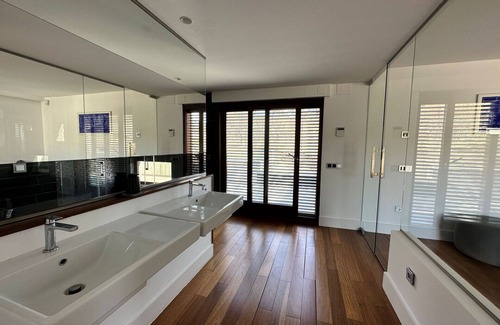 Guillena Villa | Rentalsevilla La Villa de Berlín