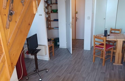 Font-Romeu-Odeillo-Via Apartment | Rents in Font Romeu apartment 40 m2 duplex southern exposure.