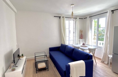 Thiers Apartment | Reposant Proche de la Campagne