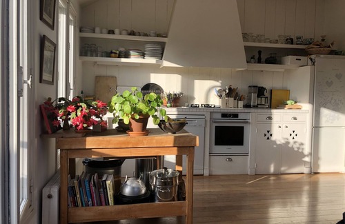 Quartier de la Folie-Mericourt House | Republic Goncourt industrial loft