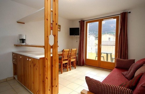 Montbrun-les-Bains Apartment | Res. Hameau des Sources with swimming pool - 2 bedroom apartment for 4/6 people