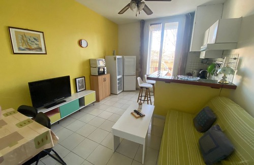Lamalou-les-Bains Apartment | Res. La Source , F2 Deuxième Étage Gauche, Calme , Familial à 200 m des Thermes