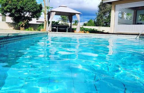 Jandira House | Reserva Lourenço - Acorde com o canto dos pássaros