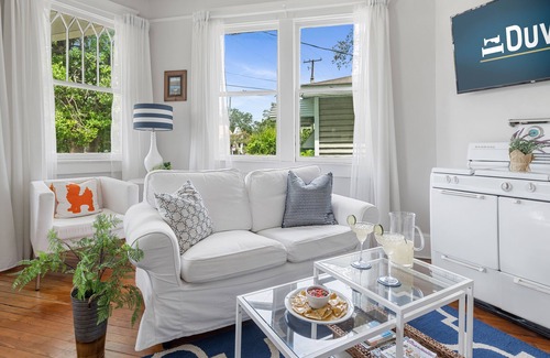 Westside Apartment | Resi on Rutledge: Urban Chic Living