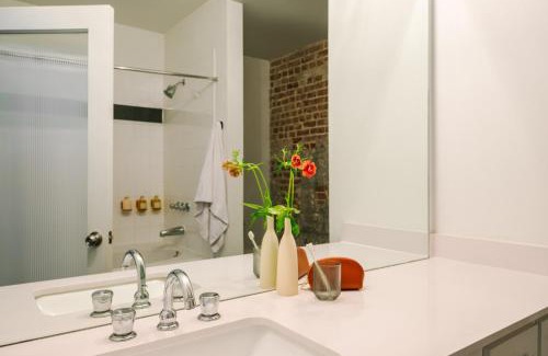 Theater District Apartment | Reside Houston Downtown, a Wyndham Residence
