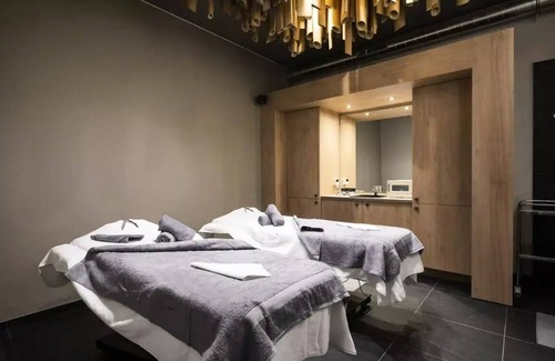 Lanslevillard Apartment | Residence Les Balcons de Val Cenis Platinium * - 5 Room Apartment 8/10 People