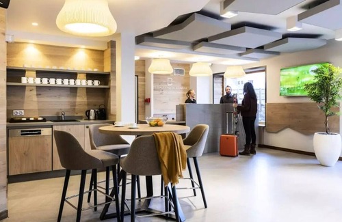 Lanslevillard Apartment | Residence Les Balcons de Val Cenis Platinium * - 5 Room Apartment 8/10 People