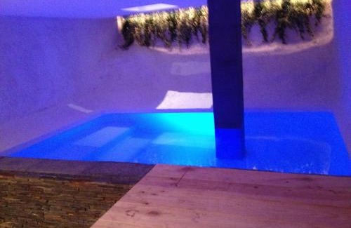 Peone Apartment | Residence Aqualiva à Valberg Piscine privative dans chacun des appartements situé à 20 m des pistes de ski