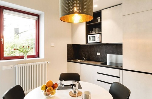 Saragozza-Porto Apartment | Residence Bainsizza - At the gates of the center
