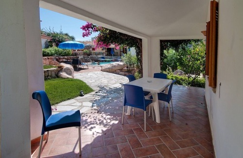 Tanaunella House | Residence BouganVillage