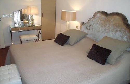 Cannes City Centre Apartment | Residence Carlton Riviera