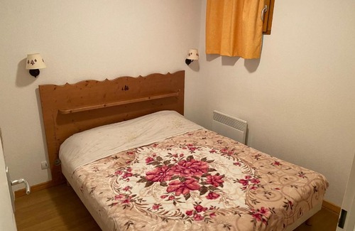 Molines-en-Queyras Apartment | residence clos la Chalp II