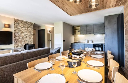Risoul Apartment | Residence Club MMV Le Silvana * - 5 Room Apartment for 10 People