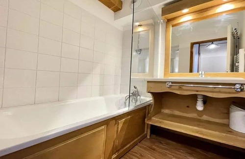 Puy-Saint-Vincent Apartment | Residence Dame Blanche - DBA416 - APPT T3 CHAMBRES - BALCONA - 6 PERSONS