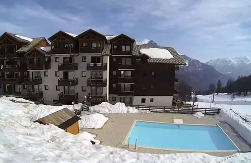 Puy-Saint-Vincent Ski Chalet | Residence Dame Blanche - DBAC2 - APPT 2 CHAMBRES - BALCONA - 6 PERSONS