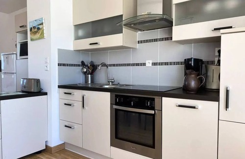 Pleherel-Plage-Vieux-Bourg Apartment | Residence De La Plage - 2 Rooms for 4 People
