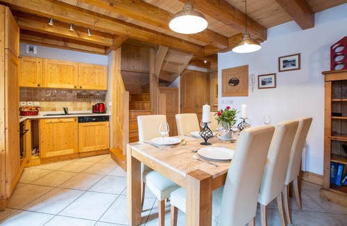 Morzine Apartment | Residence des Alpes, Morzine. 3 bedroom duplex, sleeps 6.