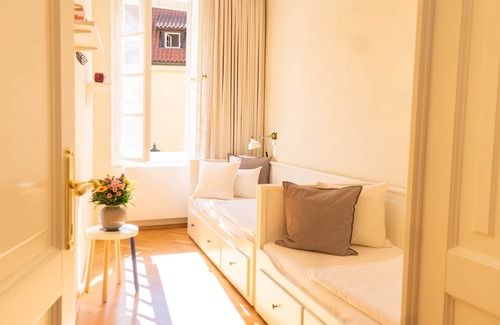 Prague 1 Hotel | Residence Dvorak