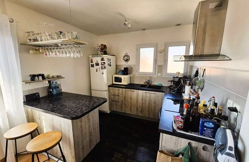 Six-Fours-les-Plages Apartment | Residence Unforeseeable - Beautiful apartment with balcony 300m from the beach, air conditioning, internet.