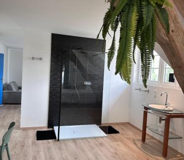 La Celle-sous-Gouzon Apartment | Residence de L'Archeveque