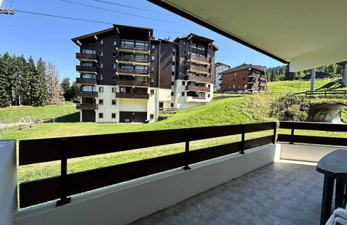 Les Esserts Apartment | Residence Gelinotte - Beautiful apartment feet slopes near kindergarten