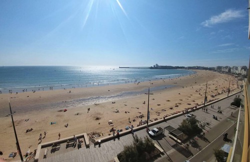 Les Sables d'Olonne Apartment | Residence Heated pool - Apartment 4/6 pers.