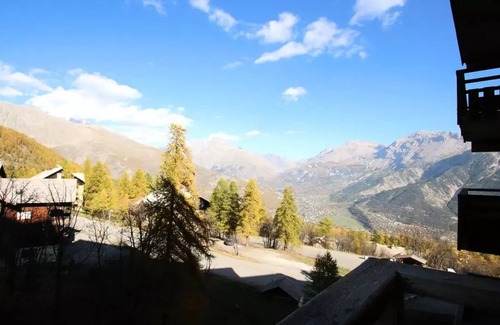 Puy-Saint-Vincent Apartment | Residence Hameau Des Ecrins - HEA706 - APARTMENT 1 ROOM + COIN MONTAGNE WITH BALCONY