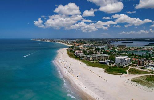 Treasure Island Hotel | Residence Inn by Marriott St. Petersburg Treasure Island
