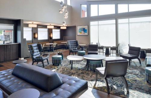 Greenacres Hotel | Residence Inn by Marriott Bakersfield West