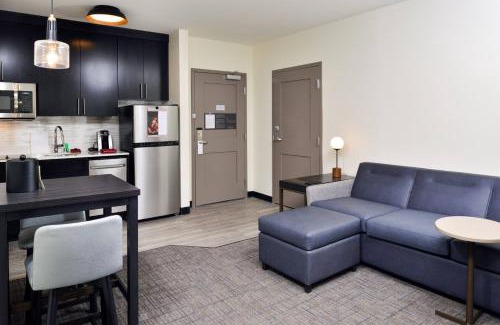 Greenacres Hotel | Residence Inn by Marriott Bakersfield West