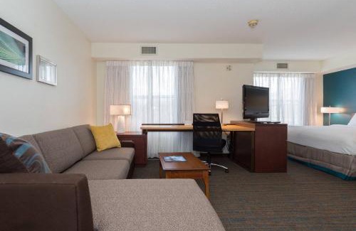 Huntersville Hotel | Residence Inn by Marriott Lake Norman