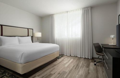 Surfside Hotel | Residence Inn by Marriott Miami Beach Surfside