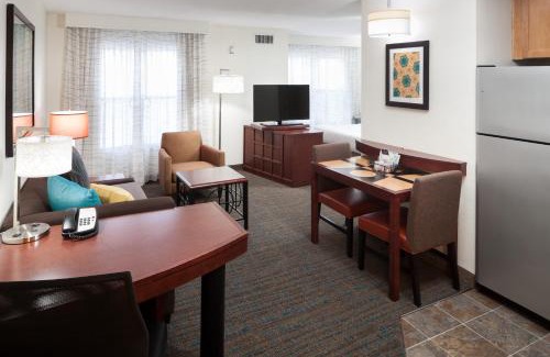 Hattiesburg Hotel | Residence Inn by Marriott Hattiesburg