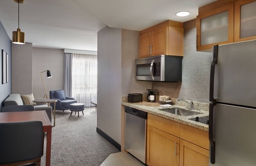 Calgary Hotel | Residence Inn by Marriott Calgary Airport