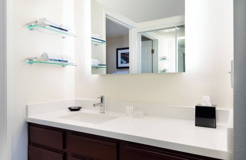 Las Vegas Hotel | Residence Inn by Marriott Las Vegas Hughes Center