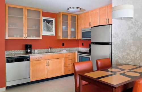 Lansing Hotel | Residence Inn Lansing West