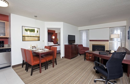 Lansing Hotel | Residence Inn Lansing West