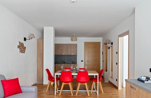 Gressoney-Saint-Jean Apartment | Residence in Gressoney-saint-jean with 1 bedrooms sleeps 6
