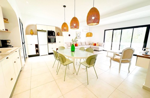 Mrezga Apartment | Residence Jannet 2 Luxury Seaside 3 bedrooms