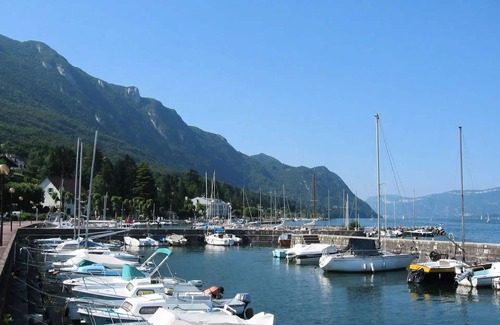Aix-les-Bains Apartment | Residence L'alize - Between Lake and Mountains, welcoming and cozy accommodation!
