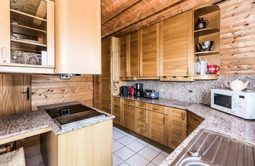 Bellentre Ski Chalet | Residence L'ETERLOU - Chalets for 10 People
