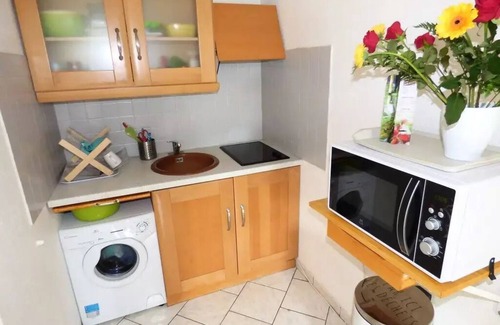 Les Sablettes Apartment | Residence La Croisette B - Close to the beach, walking distance, private parking