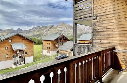 La Joue du Loup Apartment | Residence La Crête Du Berger - Studio cabin 4 people - The shepherd's crest