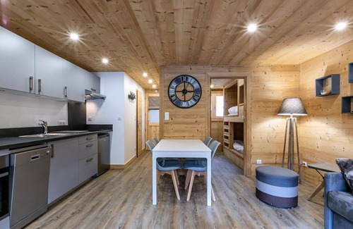 La Clusaz Apartment | Residence La Grande Torche - Bright and warm apartment-Parking