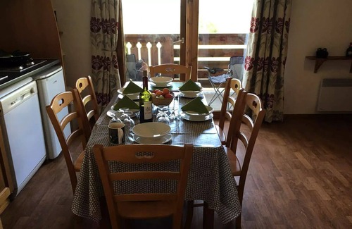 La Joue du Loup Apartment | Residence La Marmotte La Crete Du Berger - 2 Rooms for 6 People
