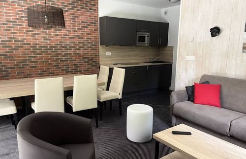 Eaux-Bonnes Apartment | Residence LE PORTILLO Swimming pool - 3 Rooms for 8 People